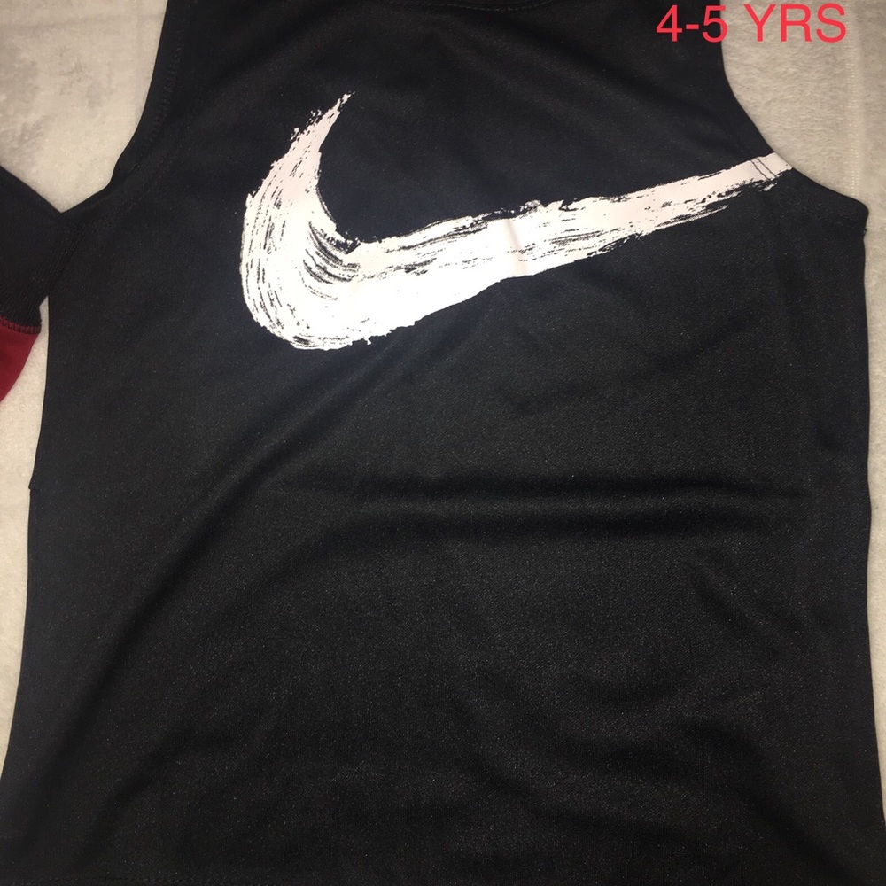Nike Dri-Fit - Picture 3 of 4